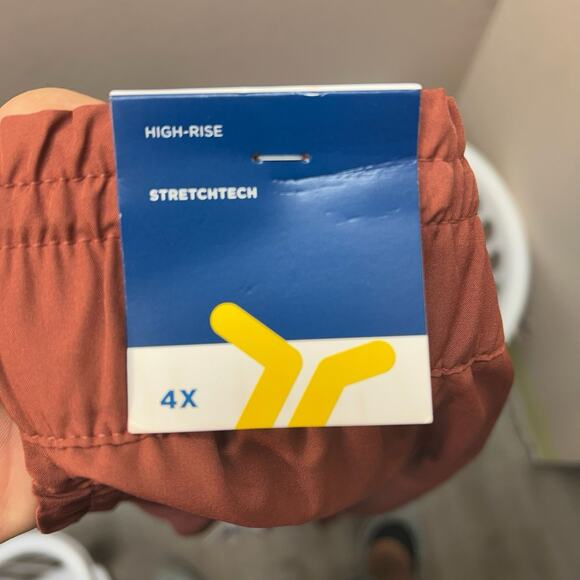 Old Navy Mens Jogger Pants 4XL Red Performance Tech Stretch Drawstring NEW - Picture 8 of 11